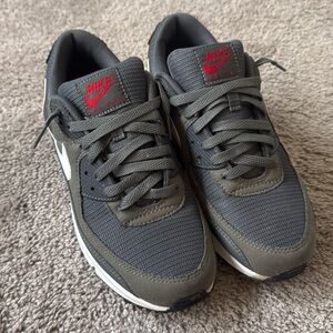 Nike Air Max 90, size 8